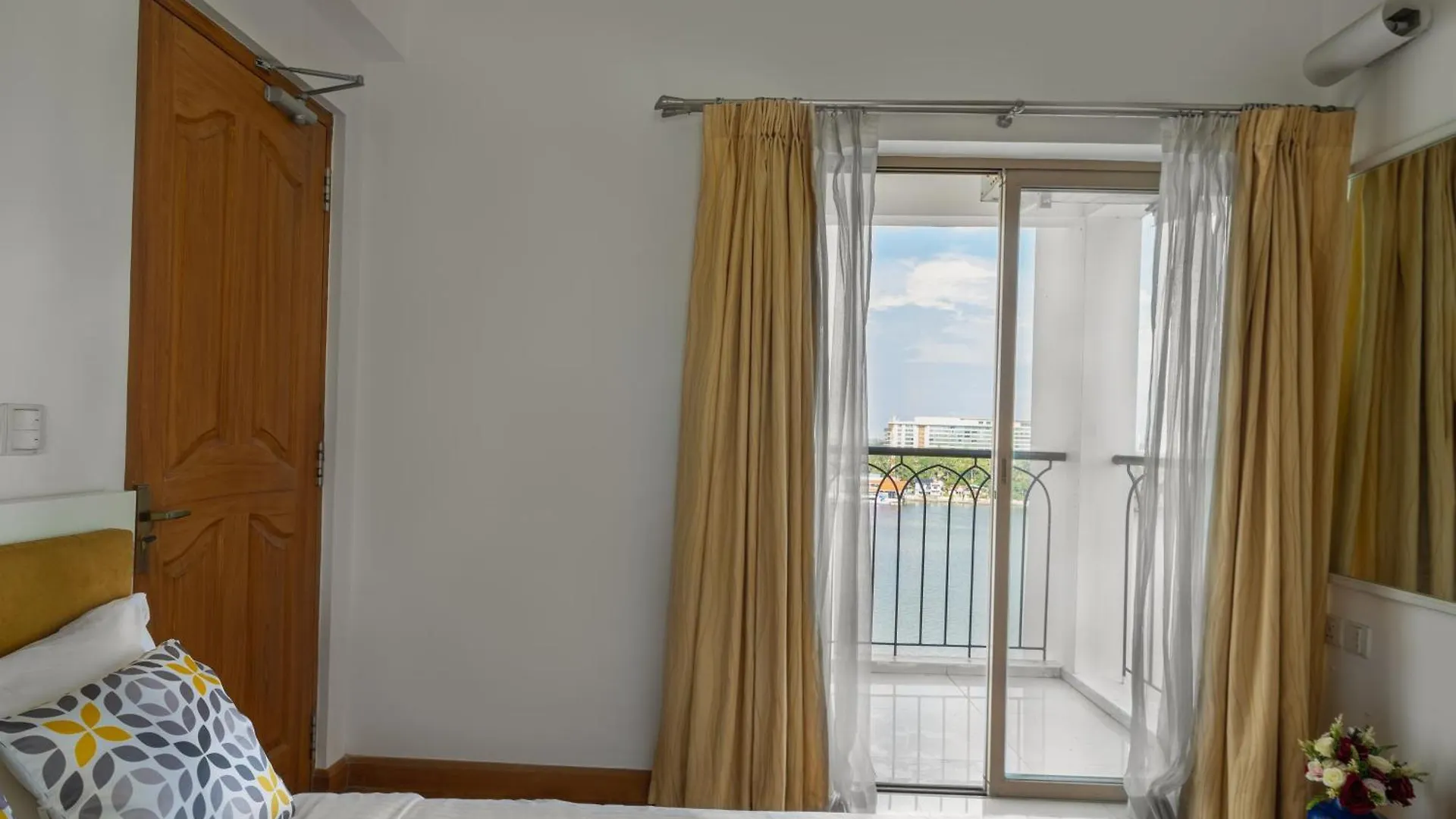 Marina Residence Kochi - A Vkation Experience